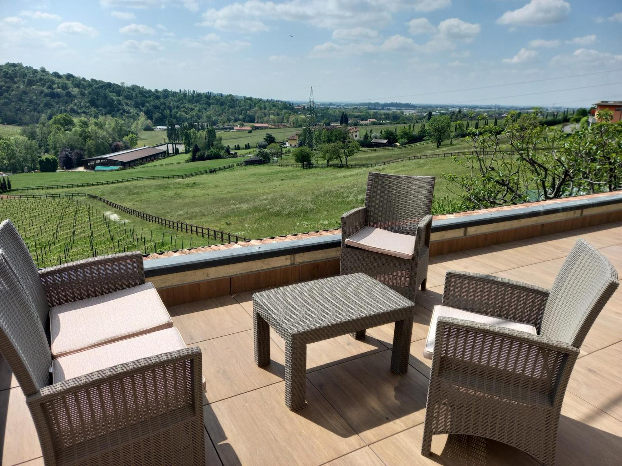 B&B Miravalle Сканцорошате Экстерьер фото